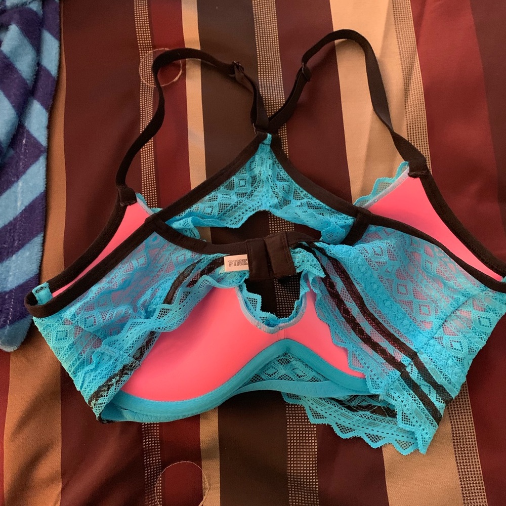 Bra - Picture 2 of 3
